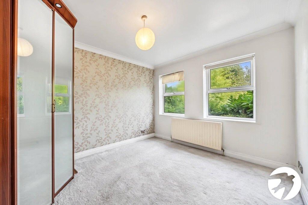 2 bedroom property to rent in Bromley | Robinson Jackson