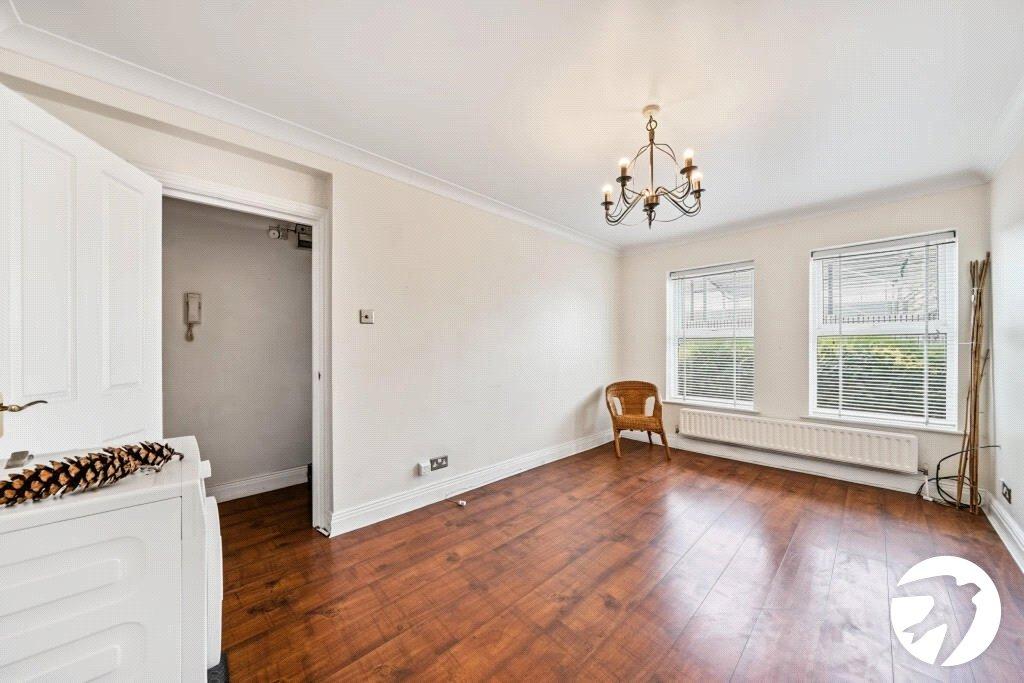 2 bedroom property to rent in Bromley | Robinson Jackson