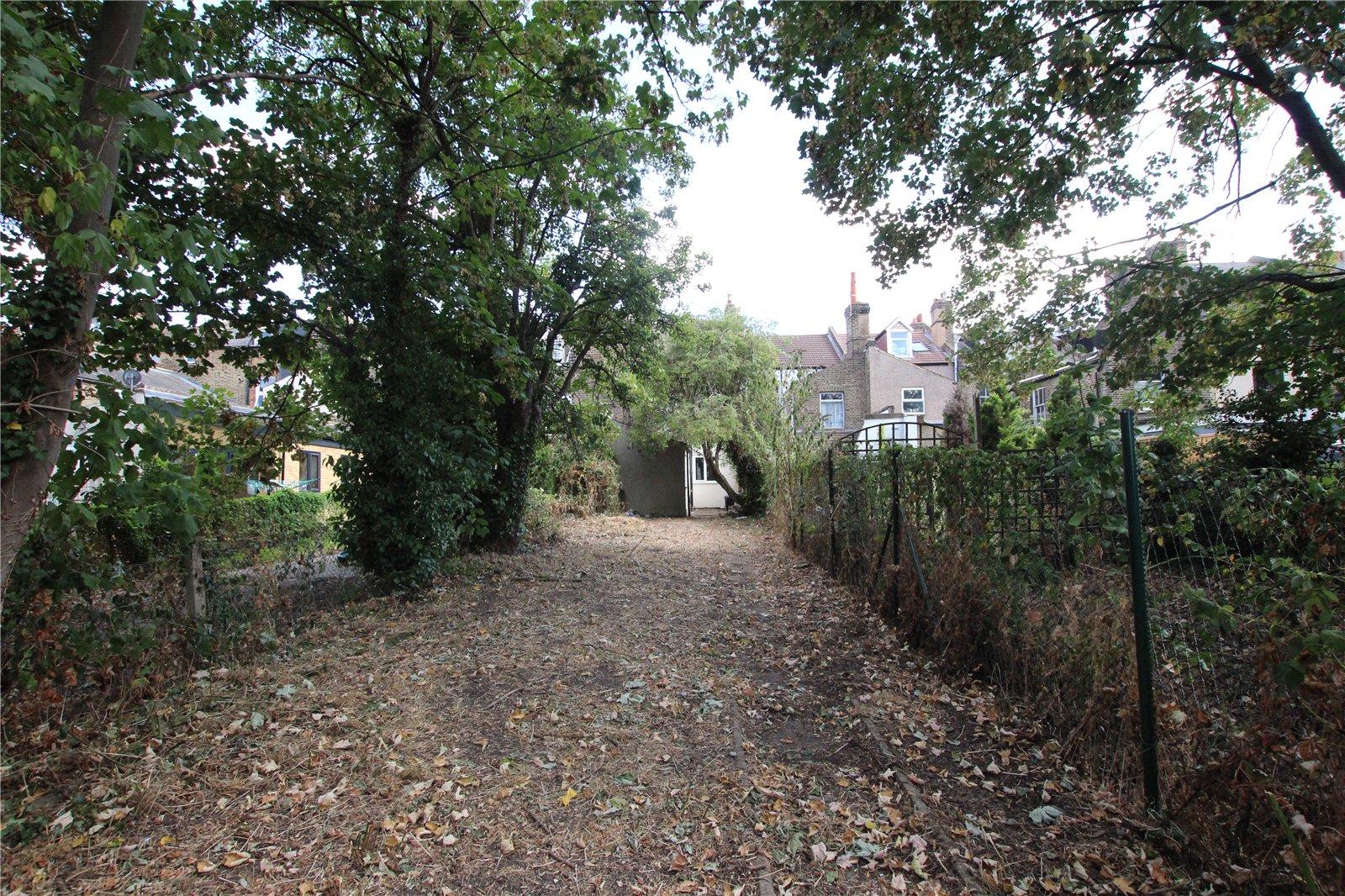 2 bedroom property for sale in Woolwich | Robinson Jackson