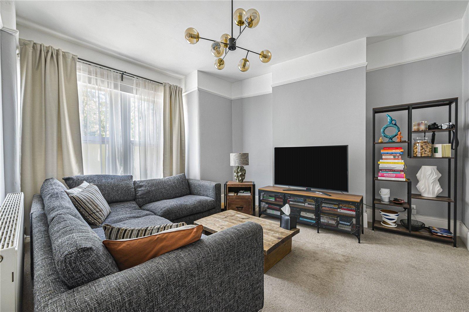 2 bedroom property for sale in Woolwich | Robinson Jackson