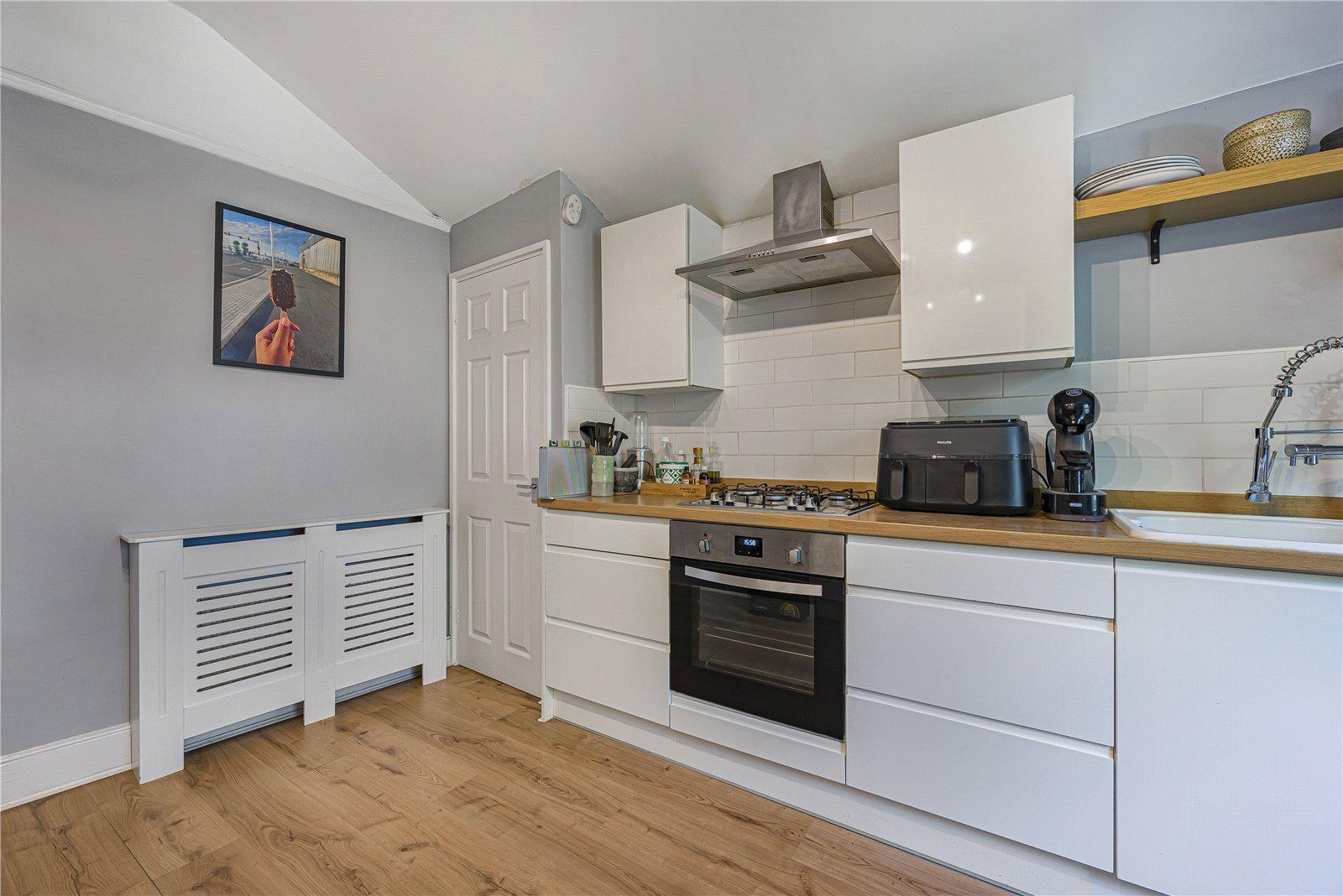 2 bedroom property for sale in Woolwich | Robinson Jackson