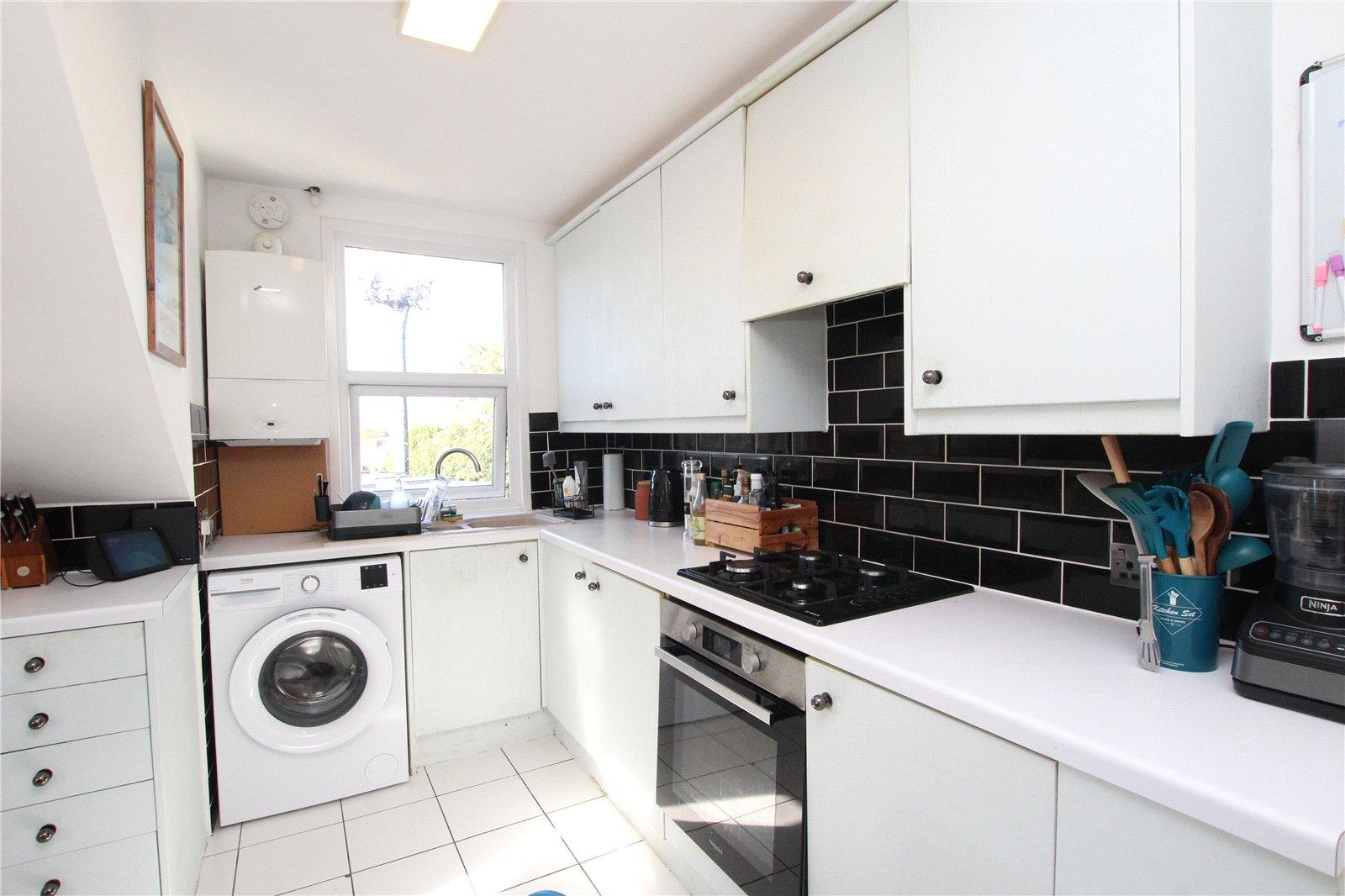 2 bedroom property for sale in London | Robinson Jackson