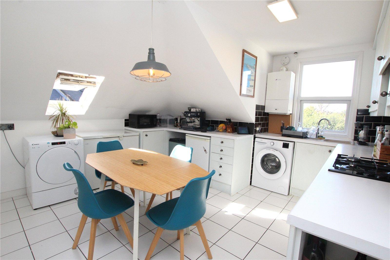 2 bedroom property for sale in London | Robinson Jackson