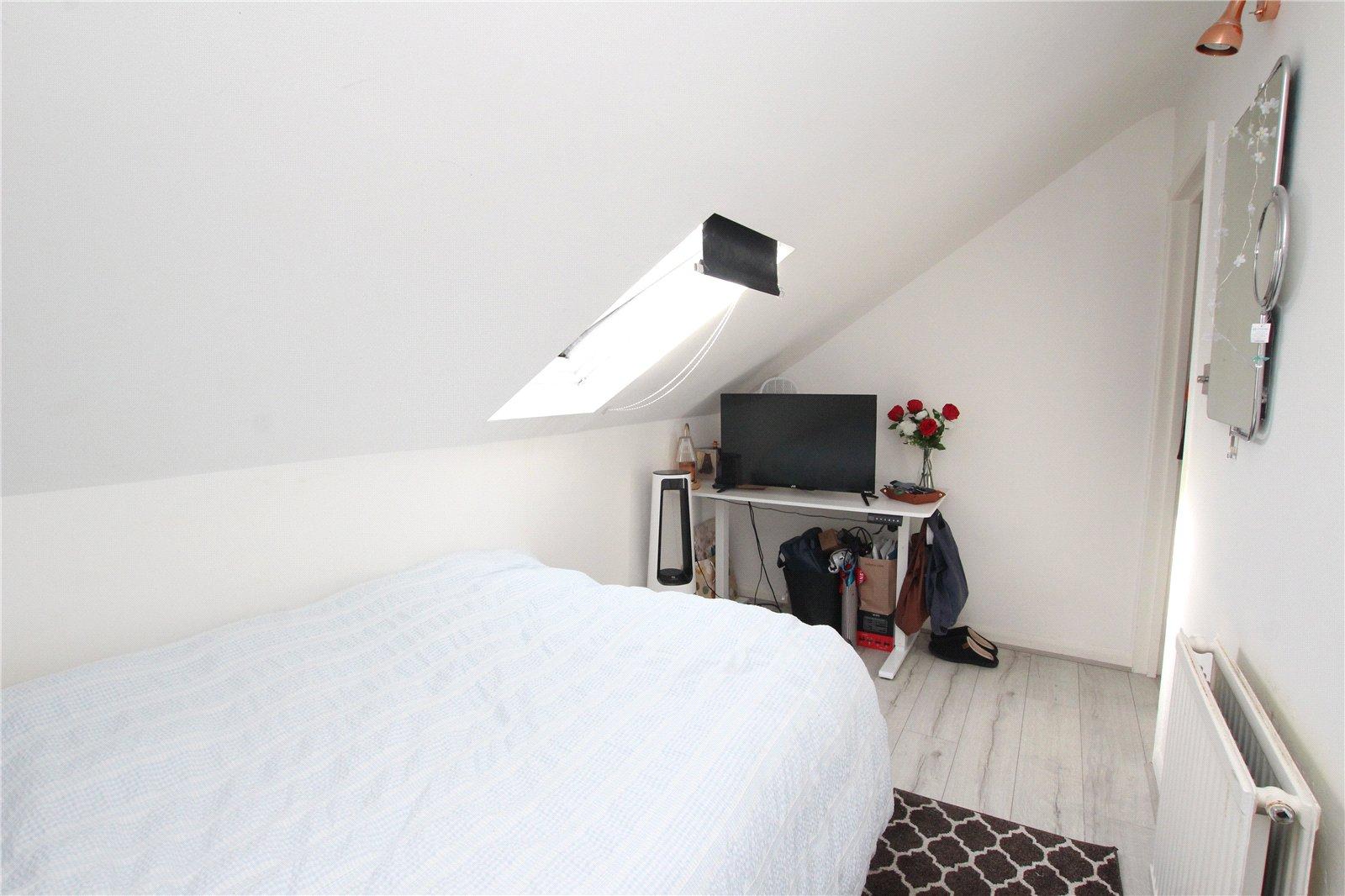 2 bedroom property for sale in London | Robinson Jackson