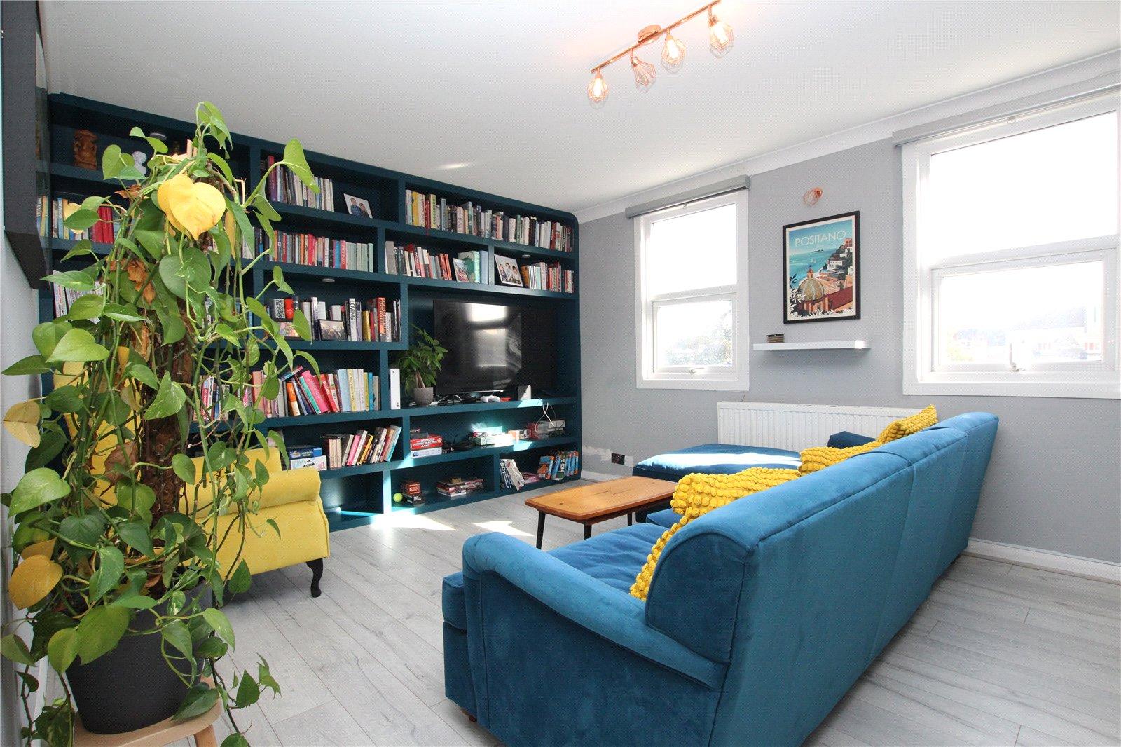 2 bedroom property for sale in London | Robinson Jackson