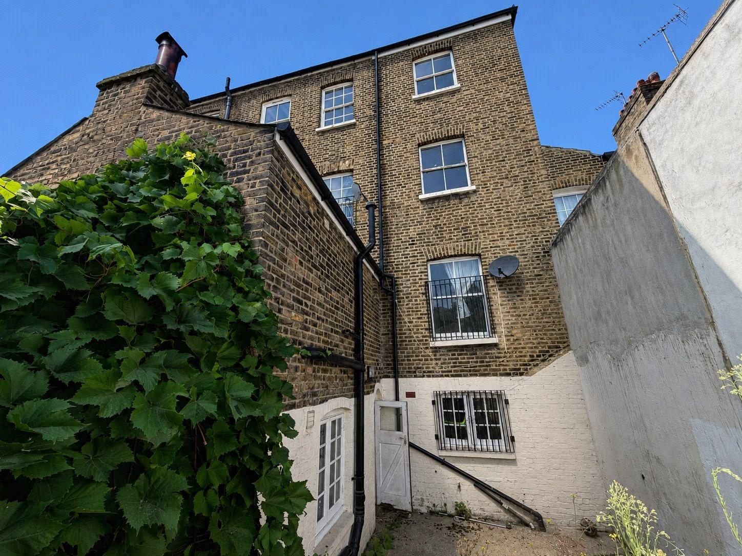 6 bedroom house for sale in Woolwich | Robinson Jackson