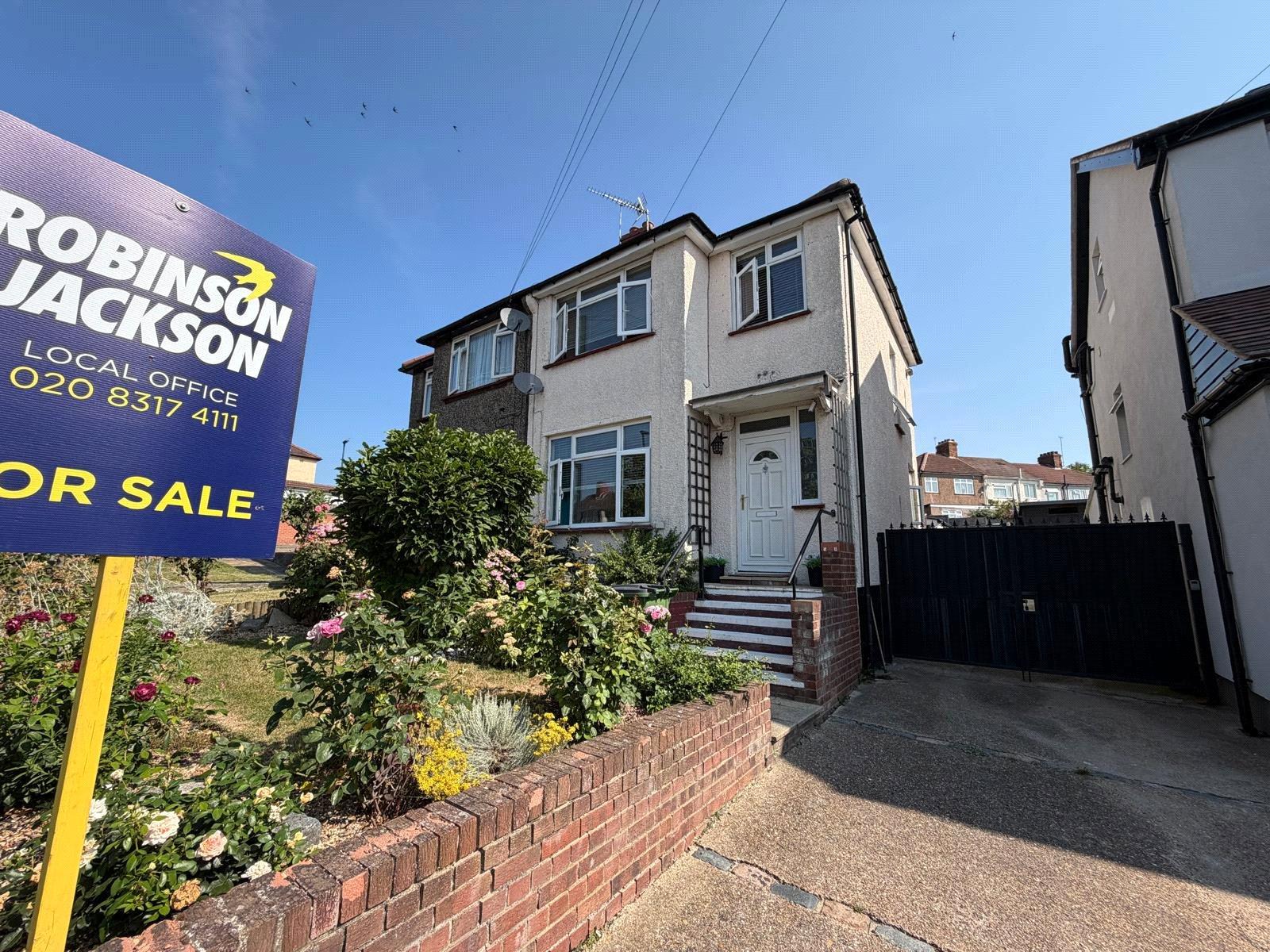 3 bedroom house for sale in Plumstead | Robinson Jackson