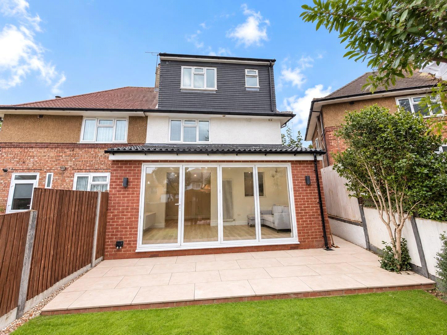 4 bedroom house for sale in London | Robinson Jackson