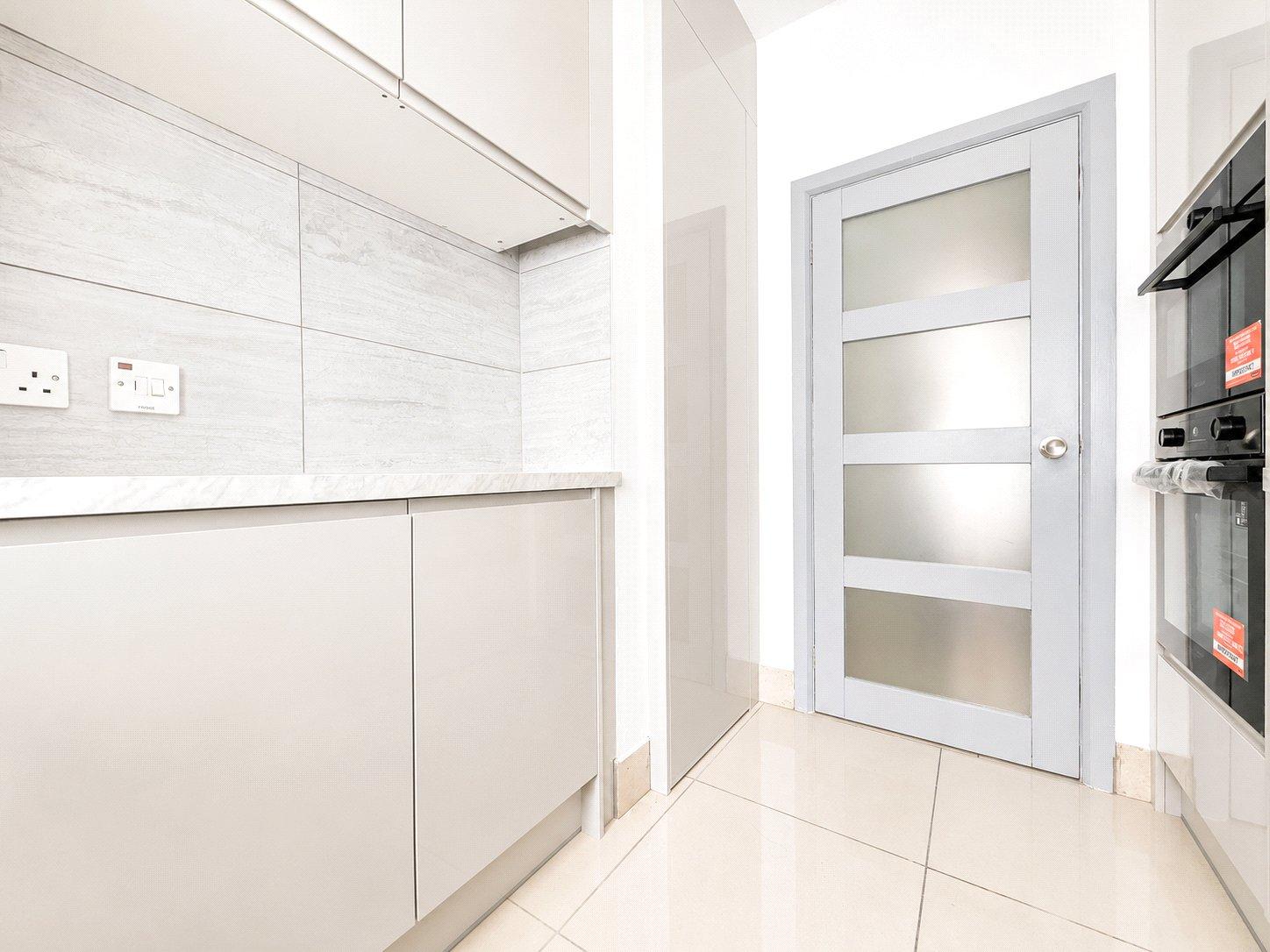 2 bedroom property for sale in Woolwich | Robinson Jackson