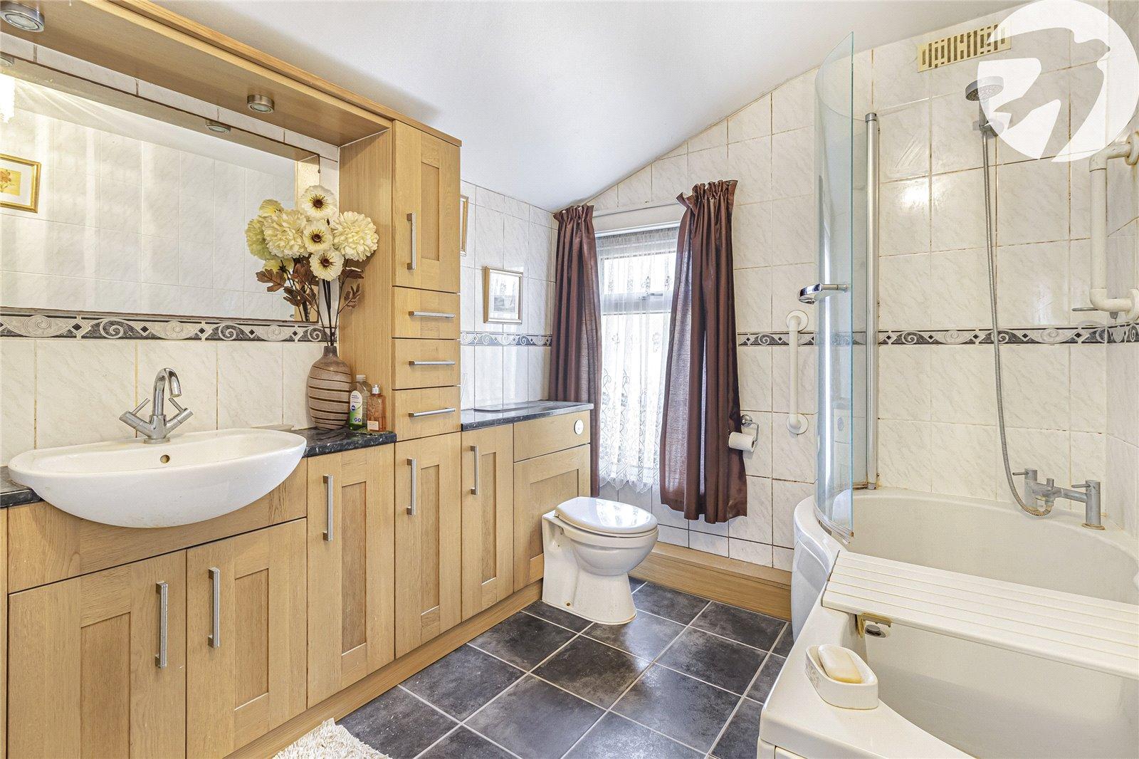 2 bedroom house for sale in Plumstead | Robinson Jackson