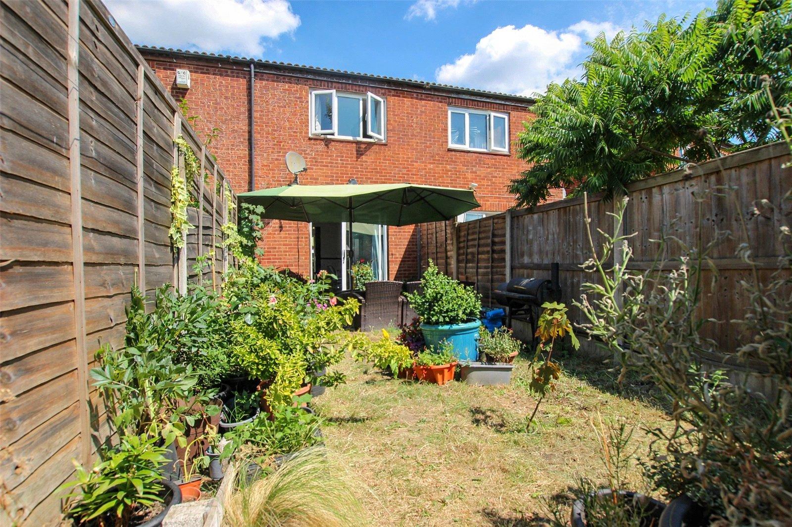 2 bedroom house for sale in Thamesmead | Robinson Jackson