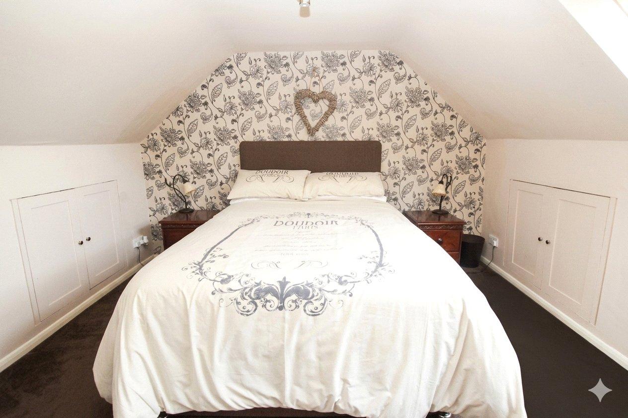 4 bedroom house for sale in Shooters Hill | Robinson Jackson