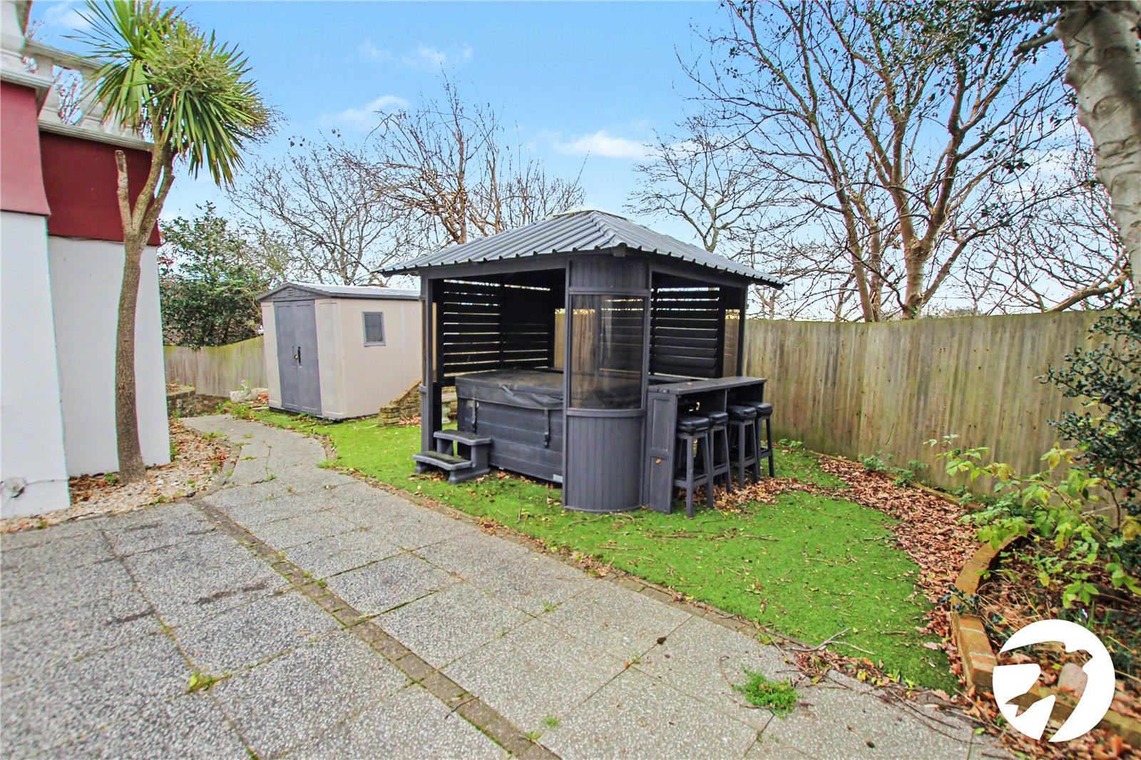 5 bedroom house for sale in Plumstead Common | Robinson Jackson