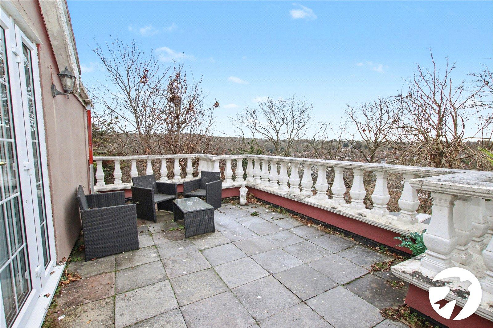 5 bedroom house for sale in Plumstead Common | Robinson Jackson