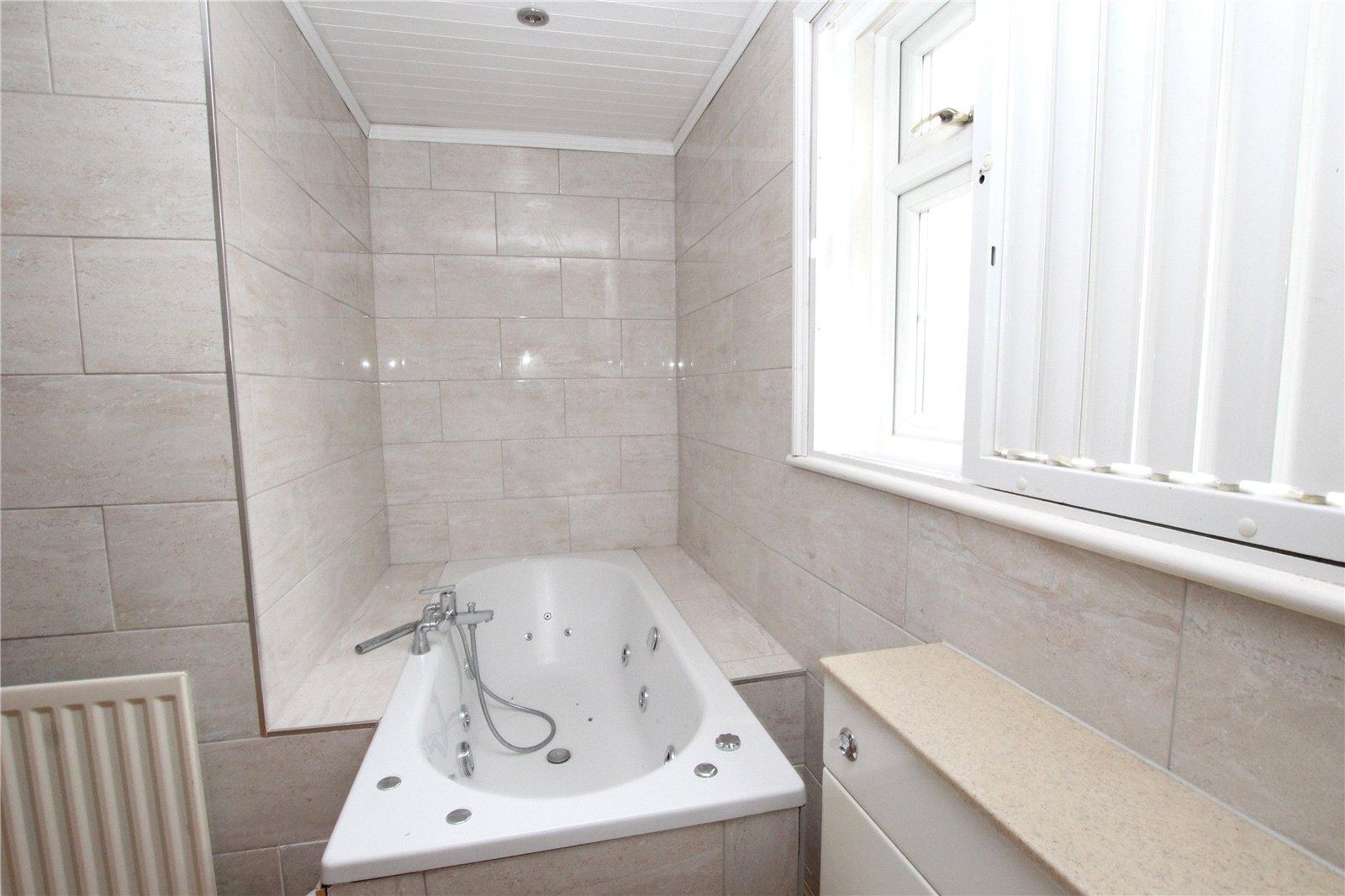 5 bedroom house for sale in Plumstead Common | Robinson Jackson