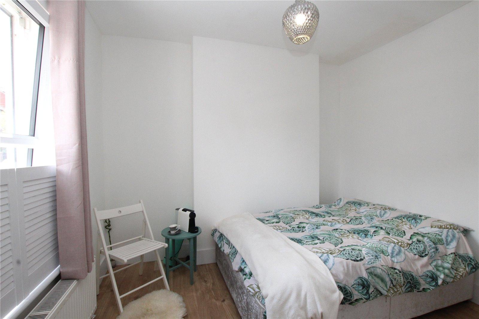 2 bedroom house for sale in Shooters Hill | Robinson Jackson
