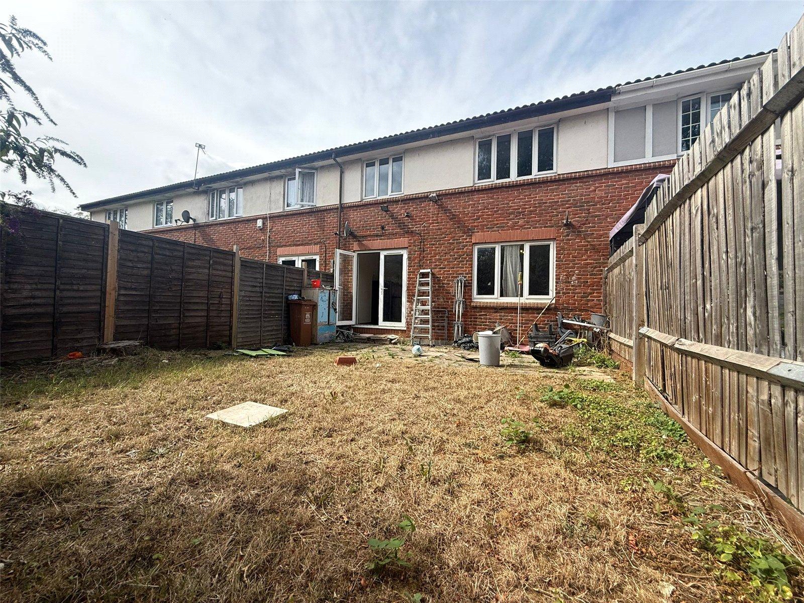 3 bedroom house for sale in Thamesmead | Robinson Jackson