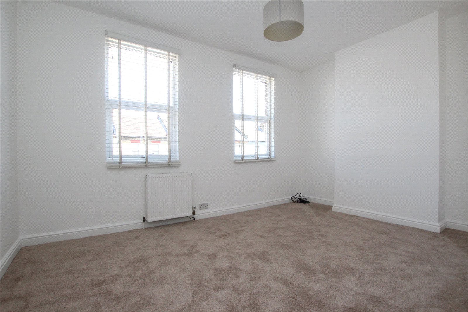 3 bedroom house for sale in Plumstead Common | Robinson Jackson