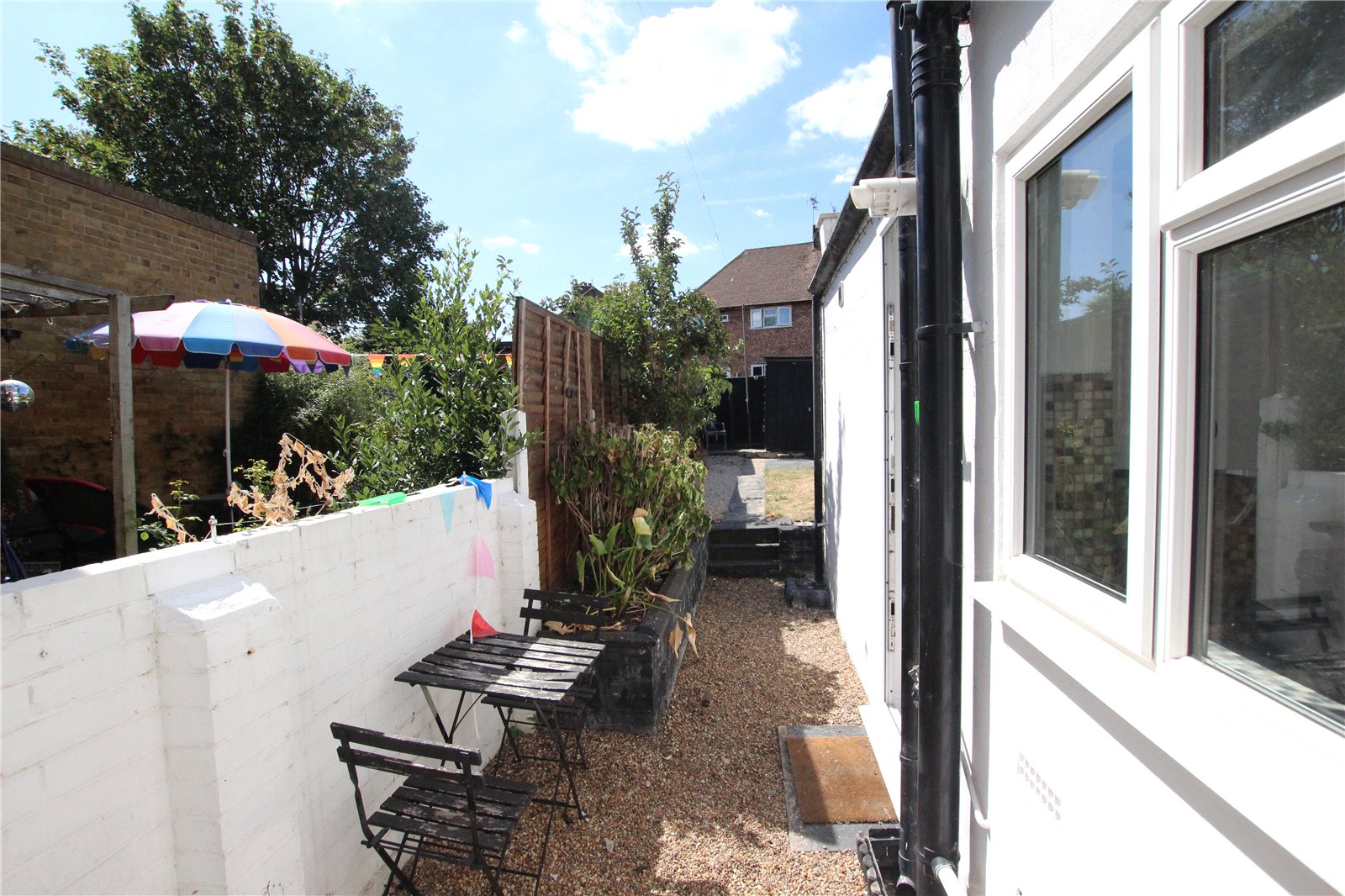 3 bedroom house for sale in Plumstead Common | Robinson Jackson