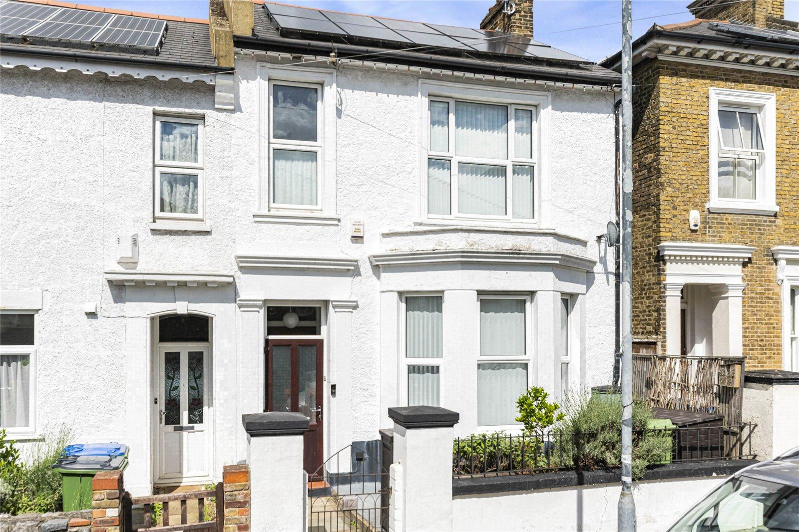 4 bedroom house for sale in Woolwich | Robinson Jackson