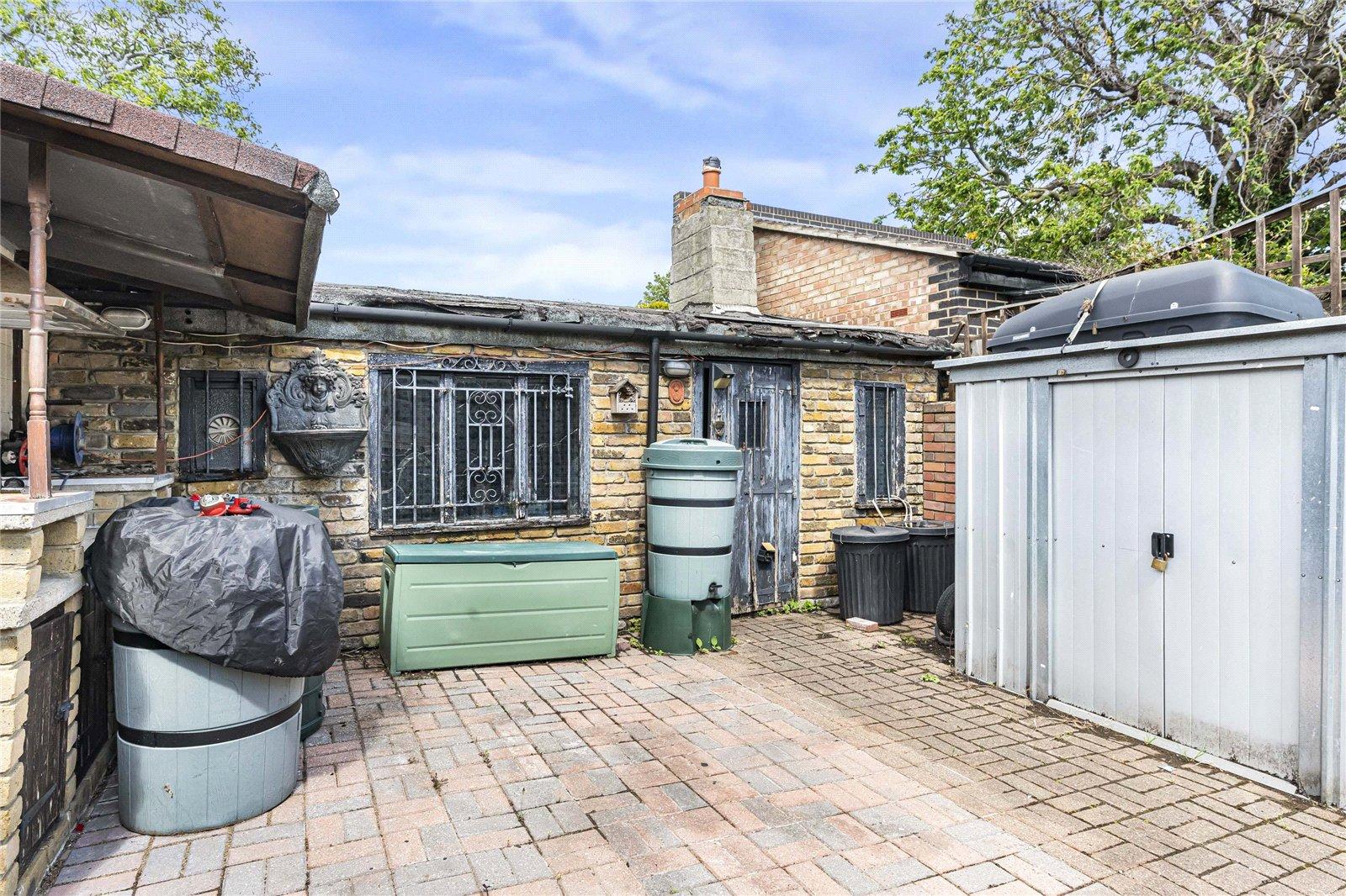 4 bedroom house for sale in Woolwich | Robinson Jackson