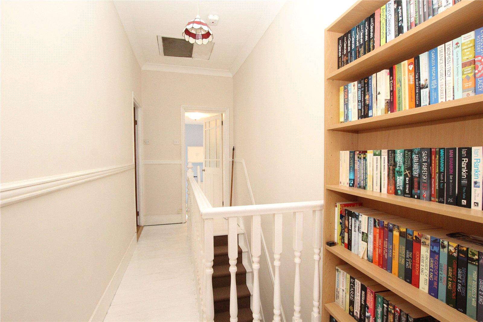 2 bedroom house for sale in Plumstead Common | Robinson Jackson