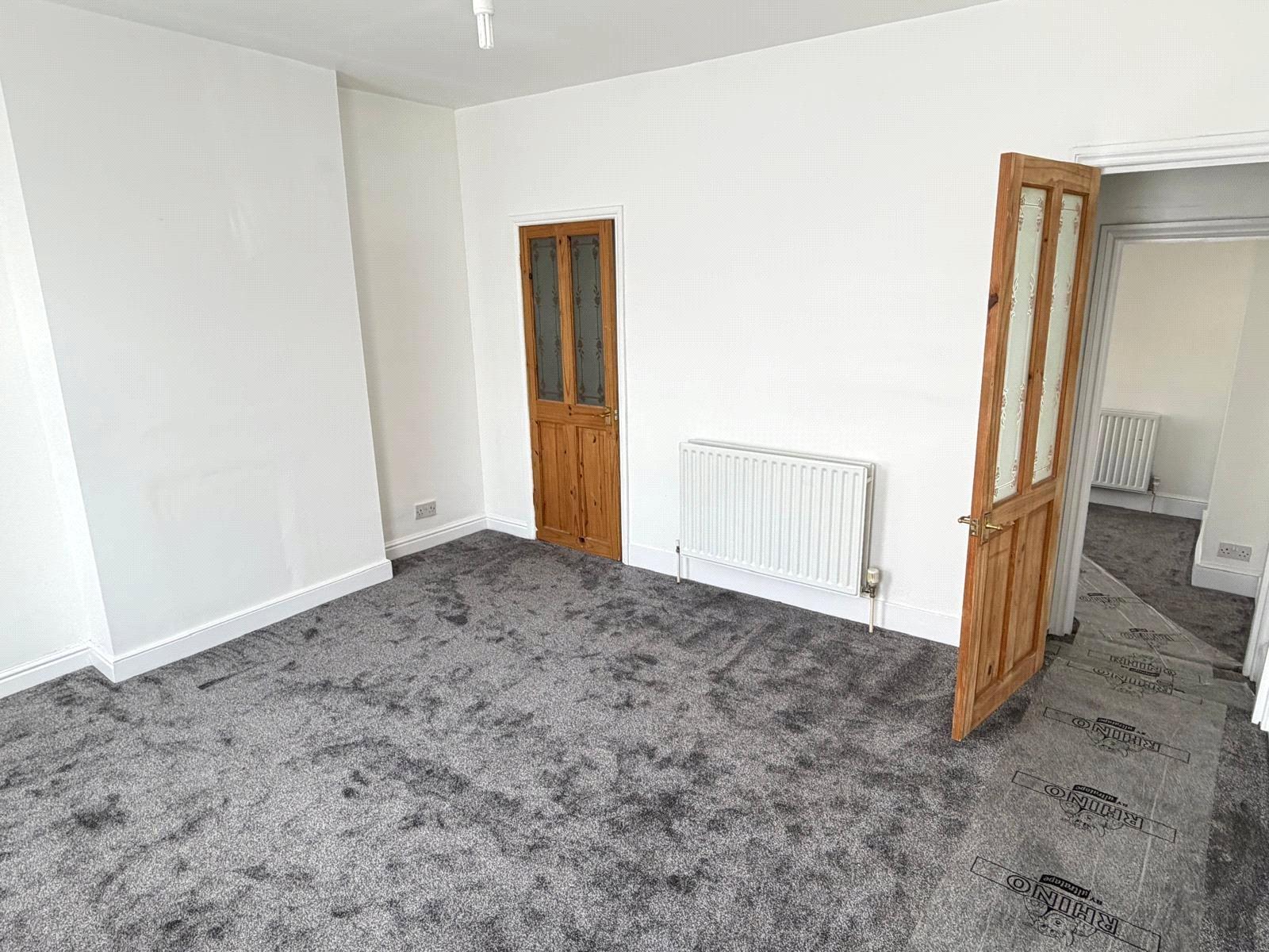 2 bedroom house for sale in Plumstead Common | Robinson Jackson