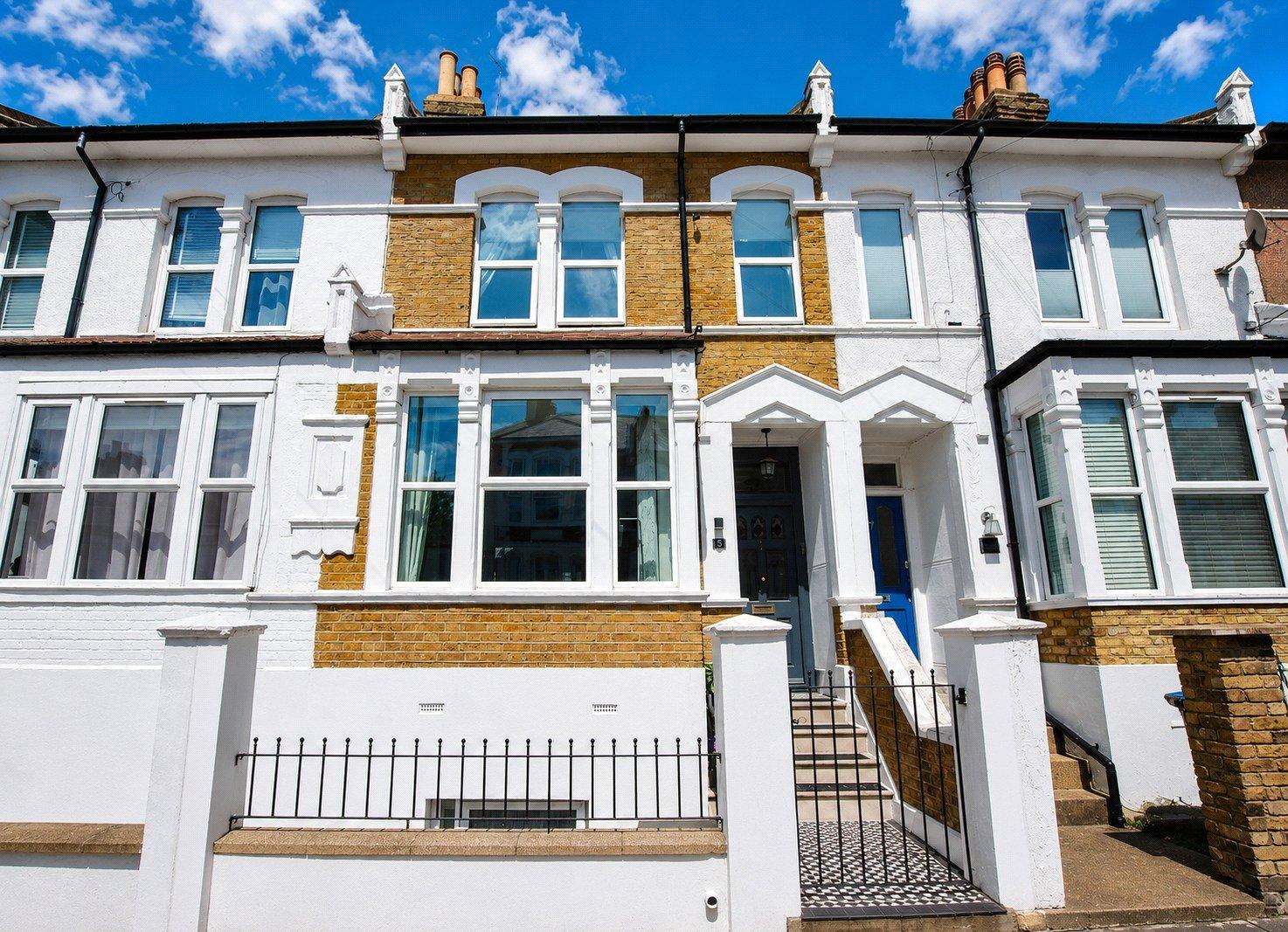 4 bedroom house for sale in Plumstead Common | Robinson Jackson