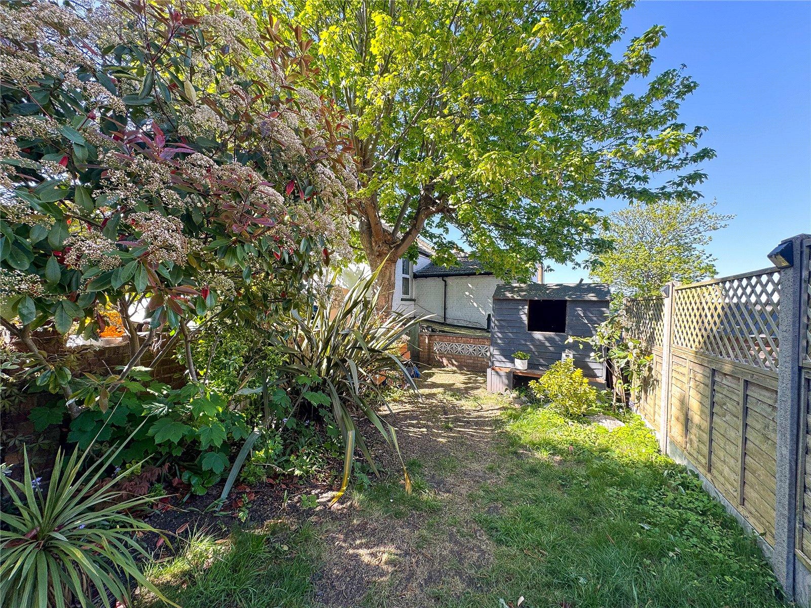 4 bedroom house for sale in Plumstead Common | Robinson Jackson