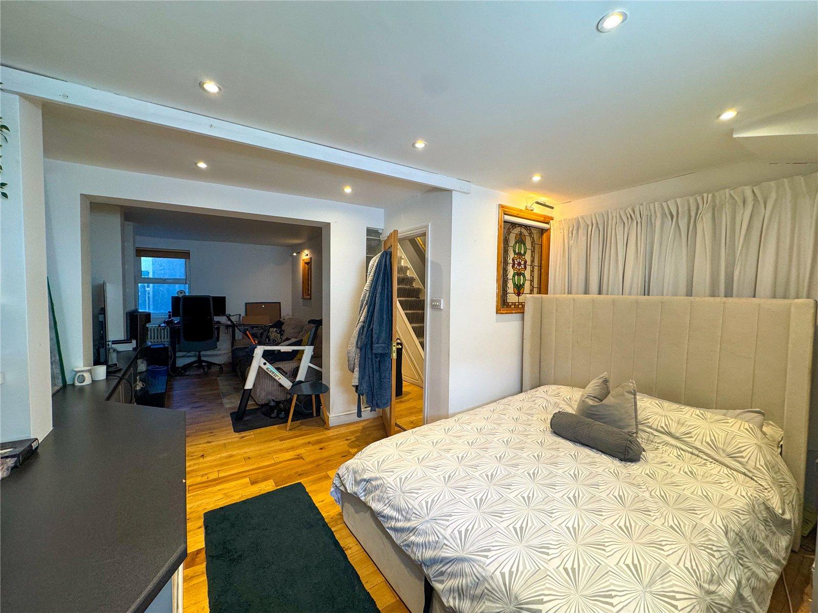4 bedroom house for sale in Plumstead Common | Robinson Jackson