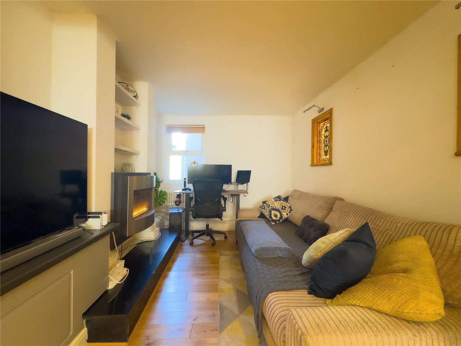 4 bedroom house for sale in Plumstead Common | Robinson Jackson