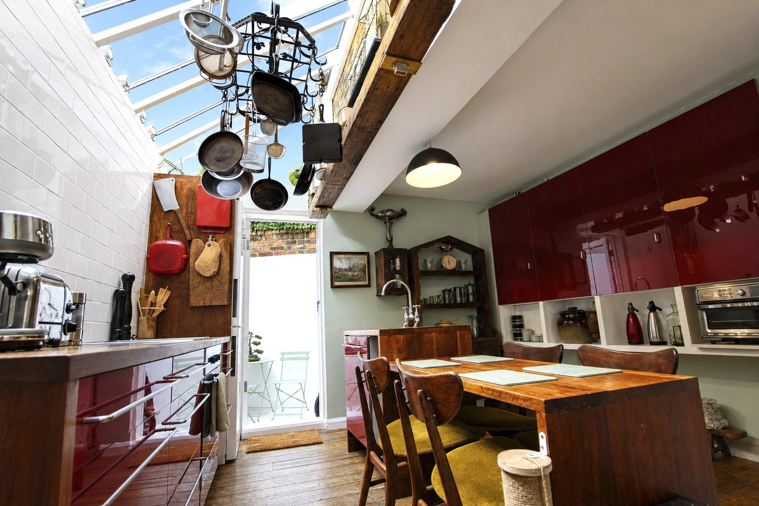 2 bedroom house for sale in Plumstead Common | Robinson Jackson