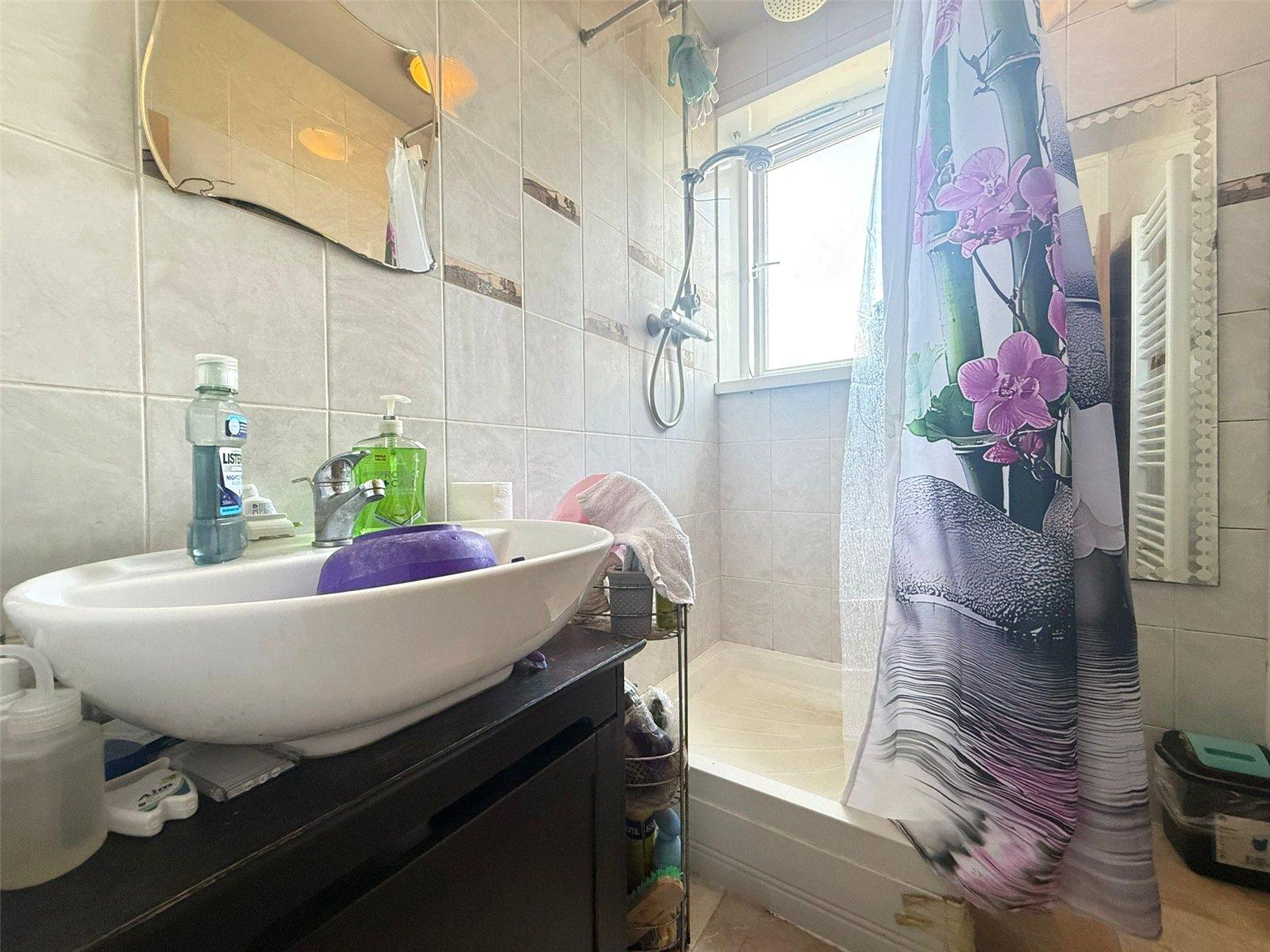 3 bedroom property for sale in Abbey Wood | Robinson Jackson