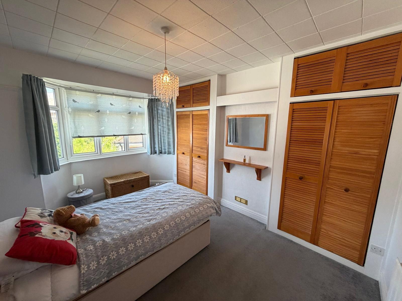 3 bedroom house for sale in Shooters Hill | Robinson Jackson