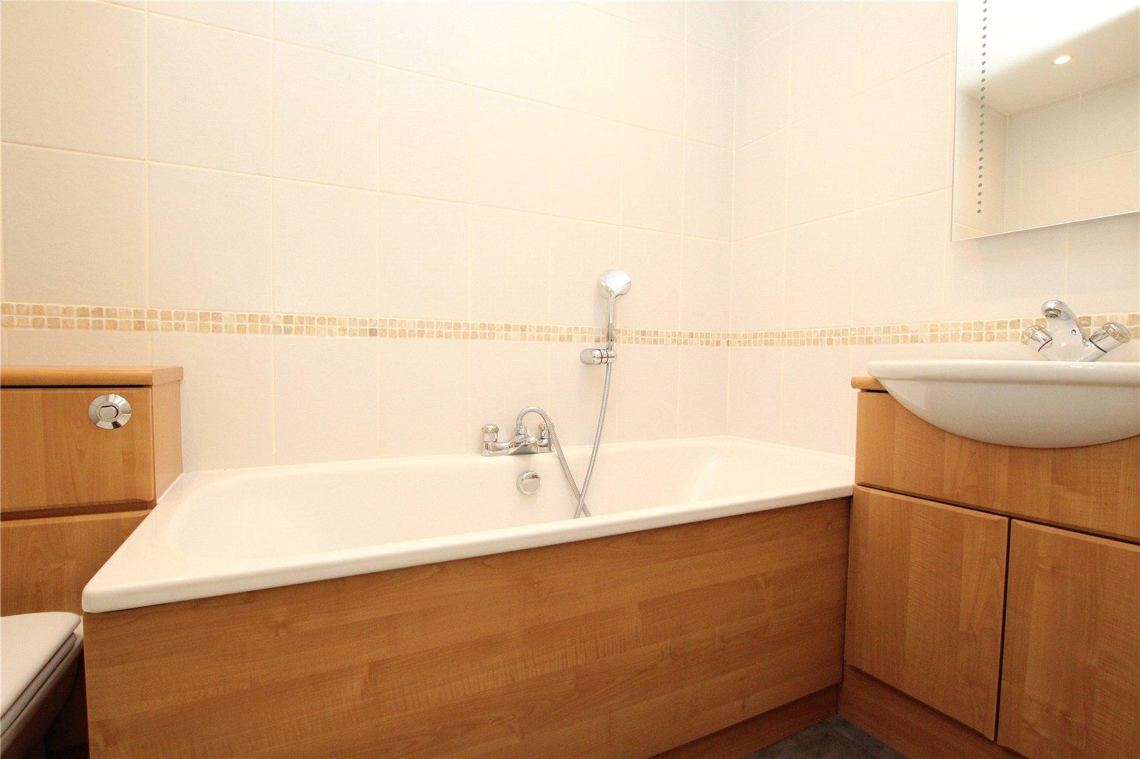 3 bedroom house for sale in Shooters Hill | Robinson Jackson
