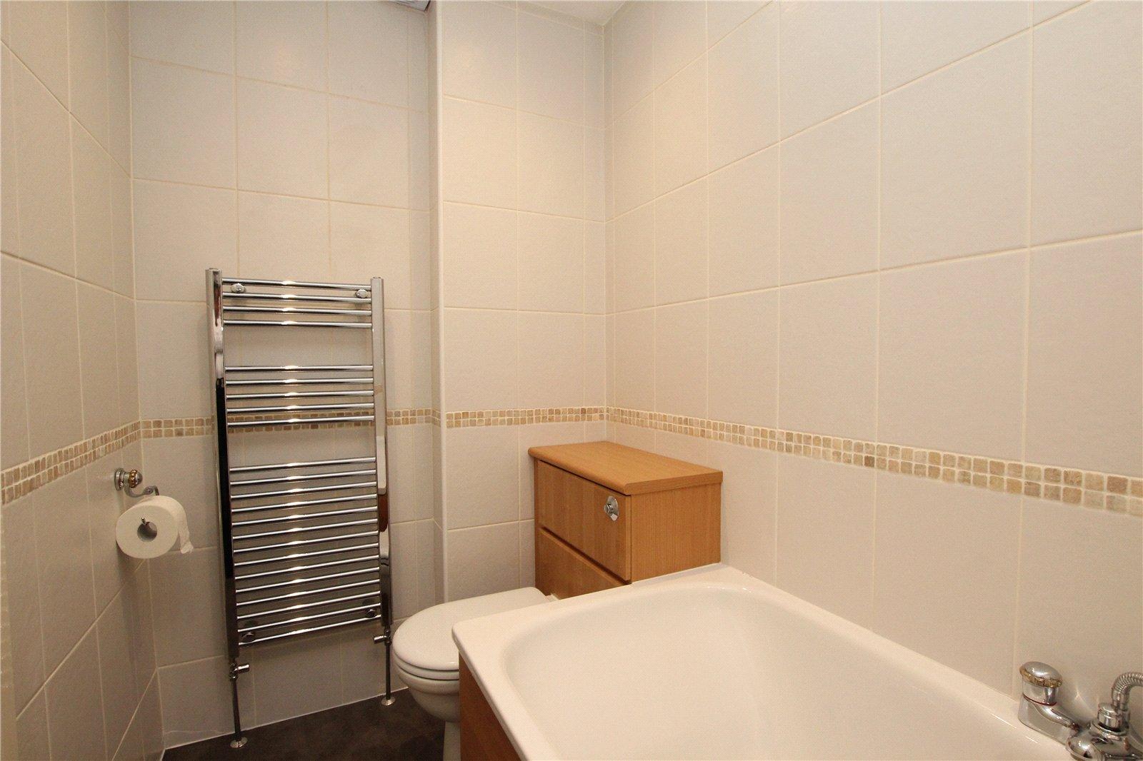 3 bedroom house for sale in Shooters Hill | Robinson Jackson