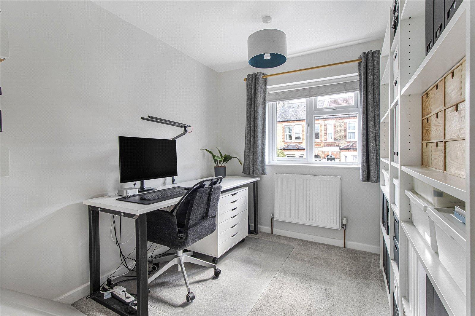 3 bedroom house for sale in Plumstead Common | Robinson Jackson