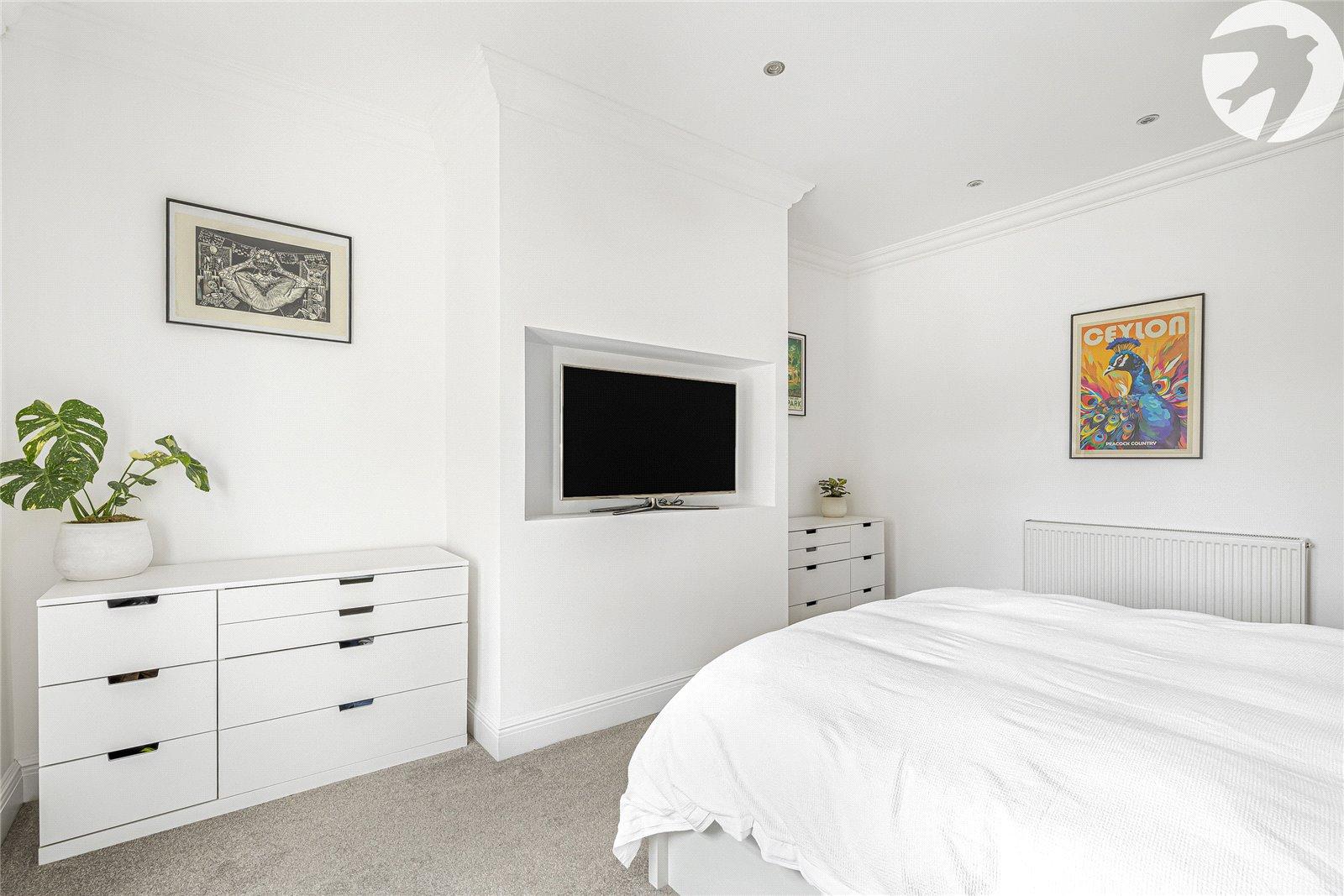 1 bedroom property for sale in Woolwich | Robinson Jackson