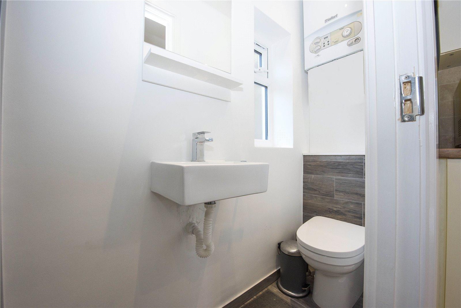 3 bedroom house for sale in Shooters Hill | Robinson Jackson