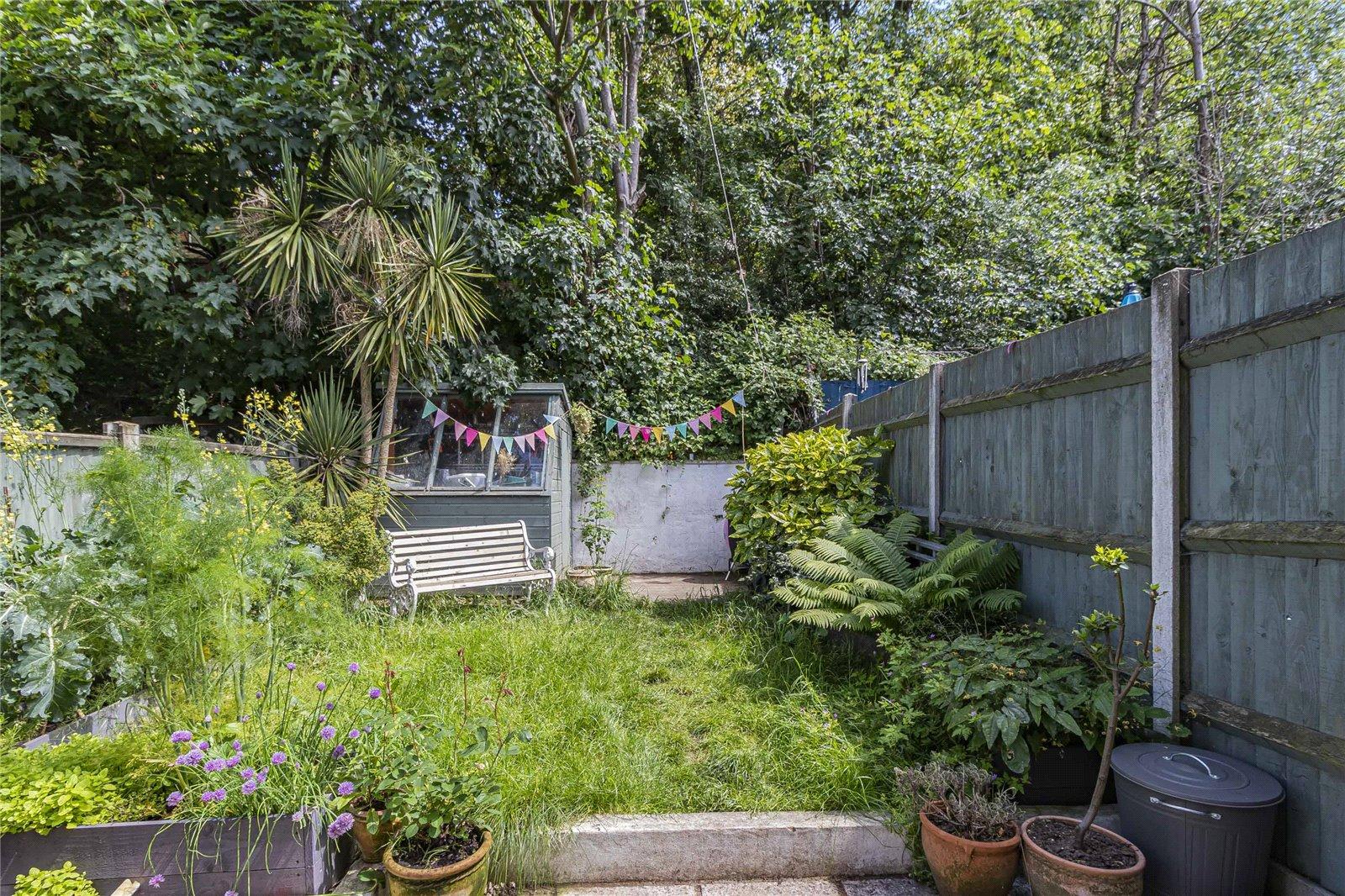 3 bedroom house for sale in Plumstead Common | Robinson Jackson