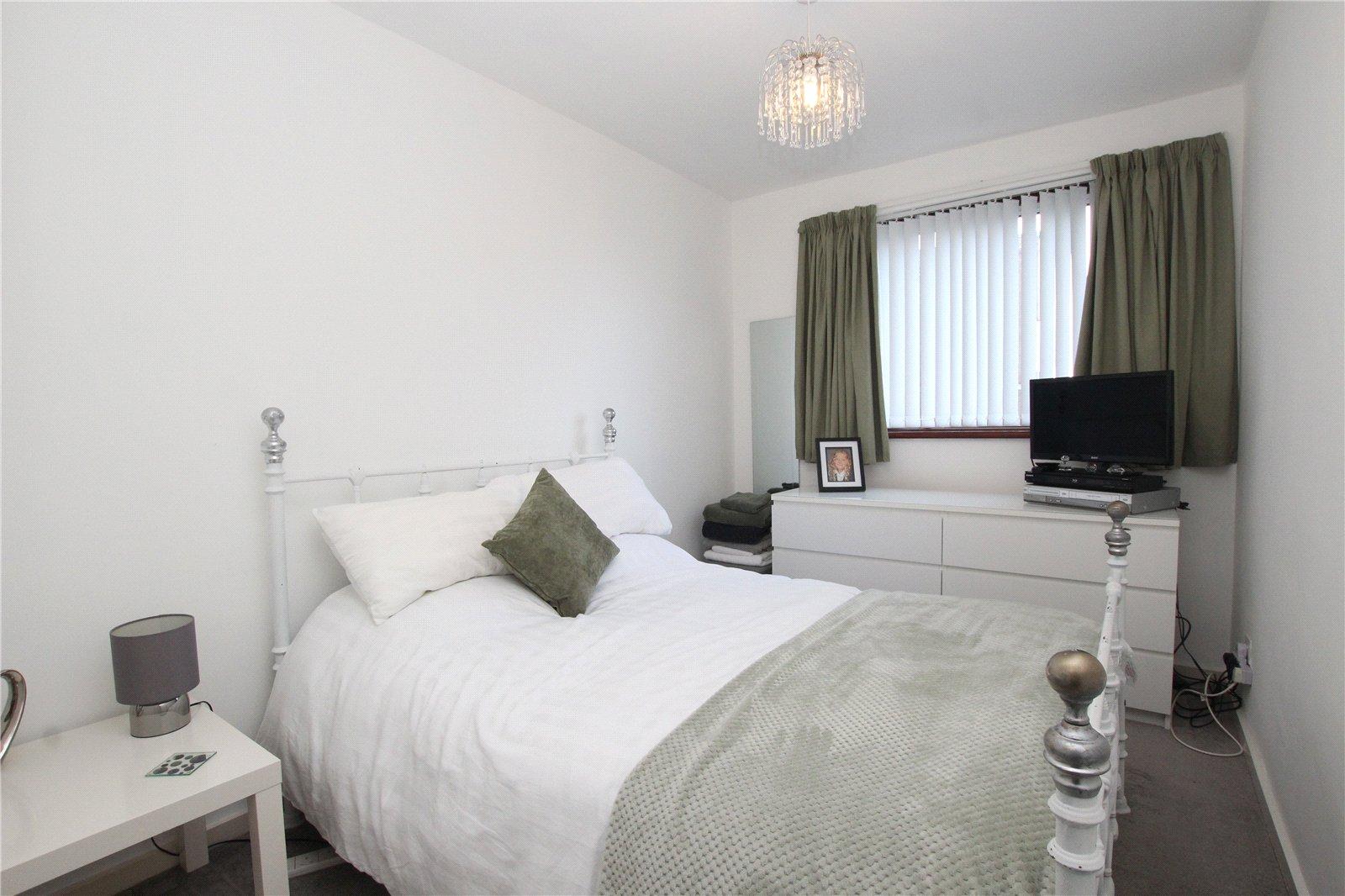 2 bedroom property for sale in Shooters Hill | Robinson Jackson