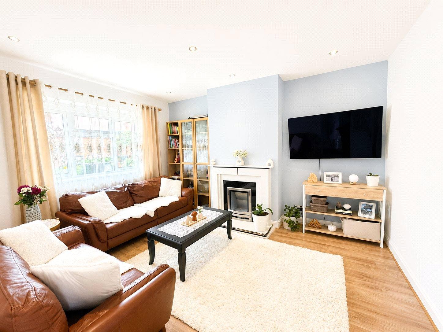 2 bedroom property for sale in Plumstead | Robinson Jackson