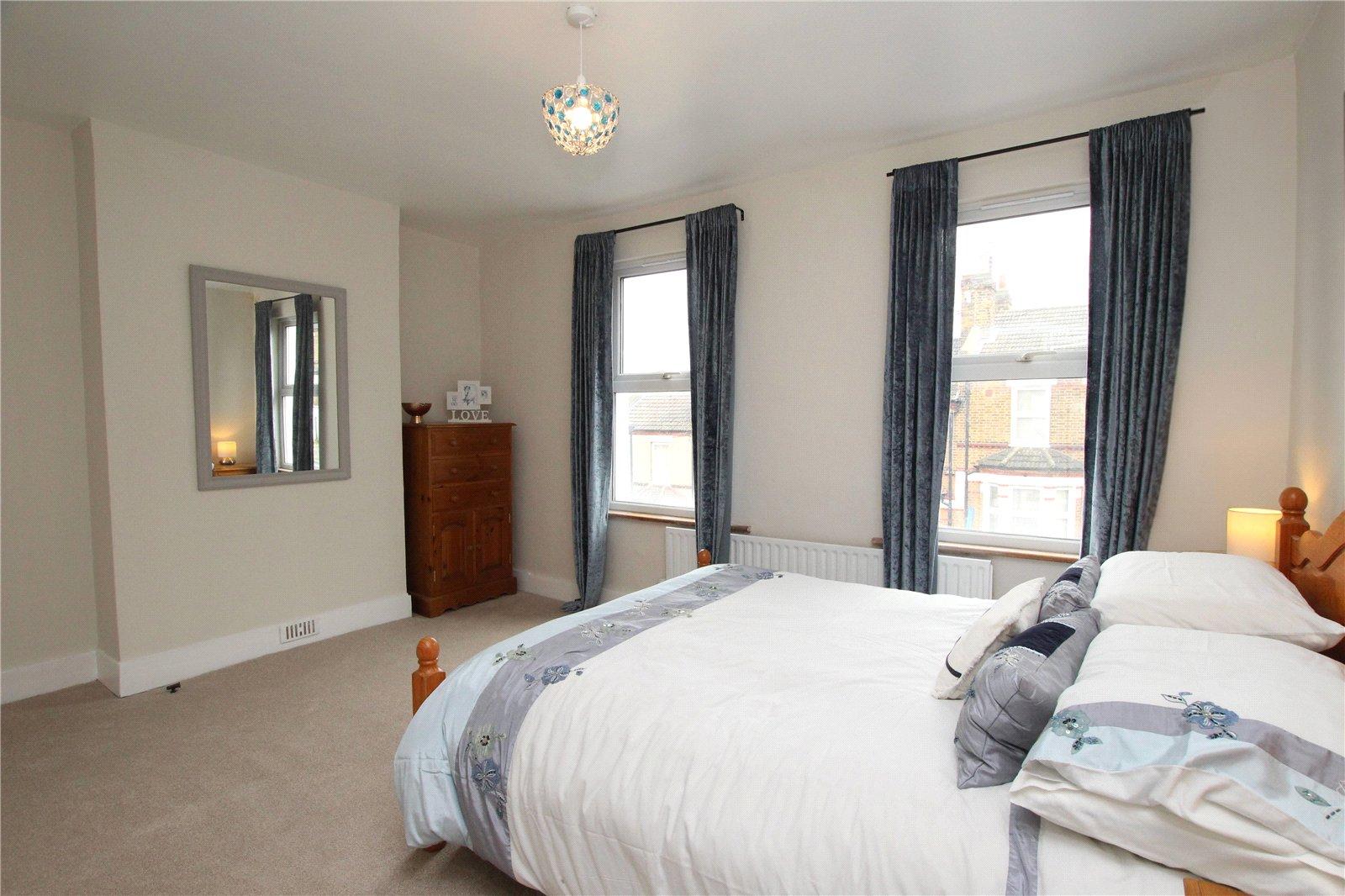 2 bedroom house for sale in Plumstead | Robinson Jackson