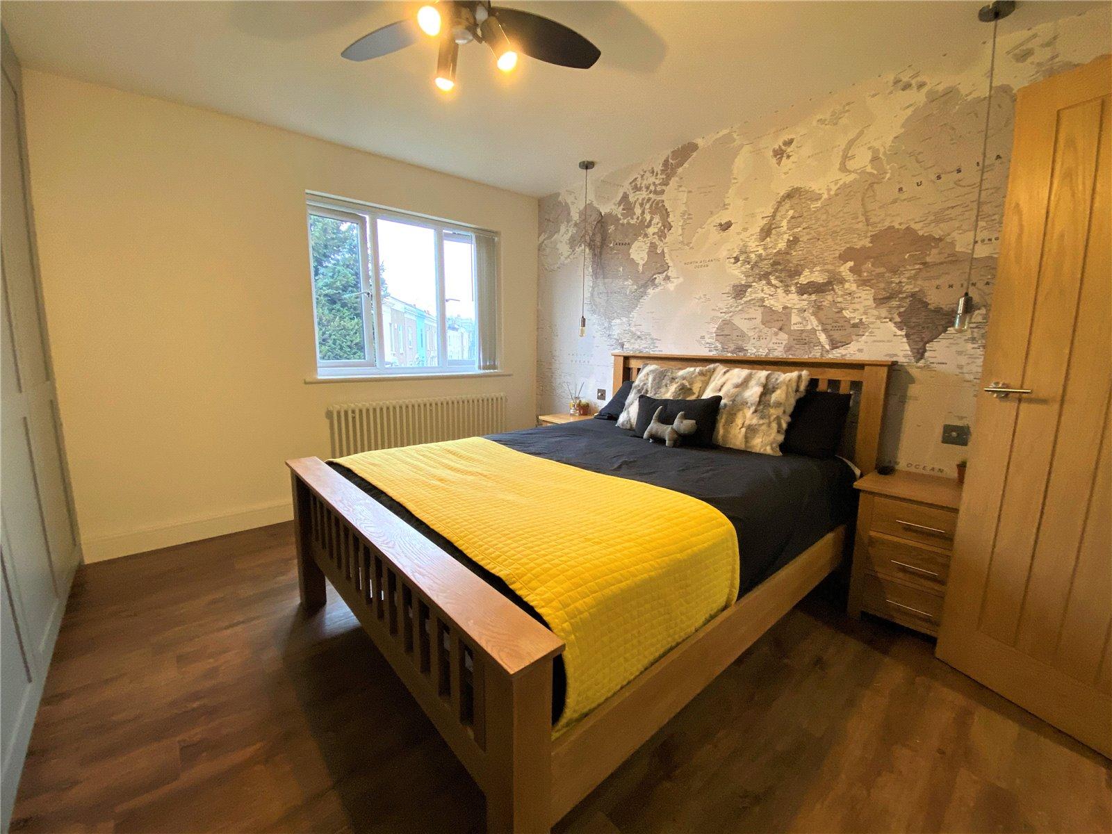 2 bedroom house for sale in Woolwich | Robinson Jackson