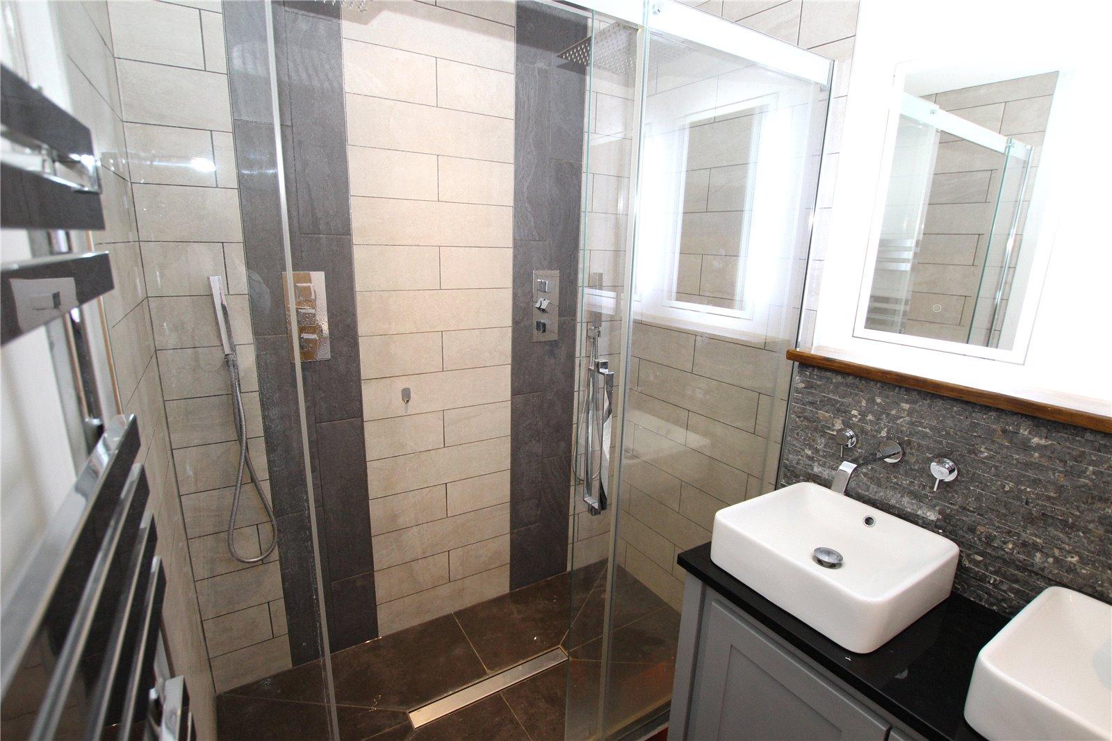 2 bedroom house for sale in Woolwich | Robinson Jackson