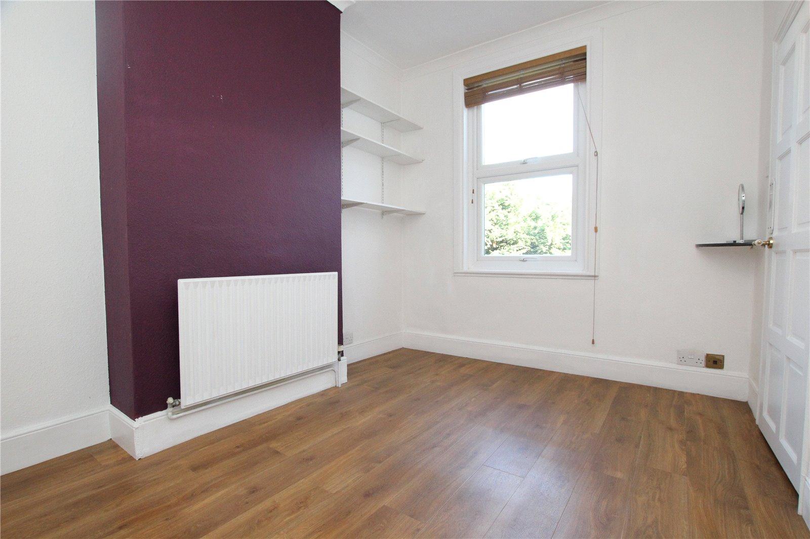 2 bedroom house for sale in London | Robinson Jackson