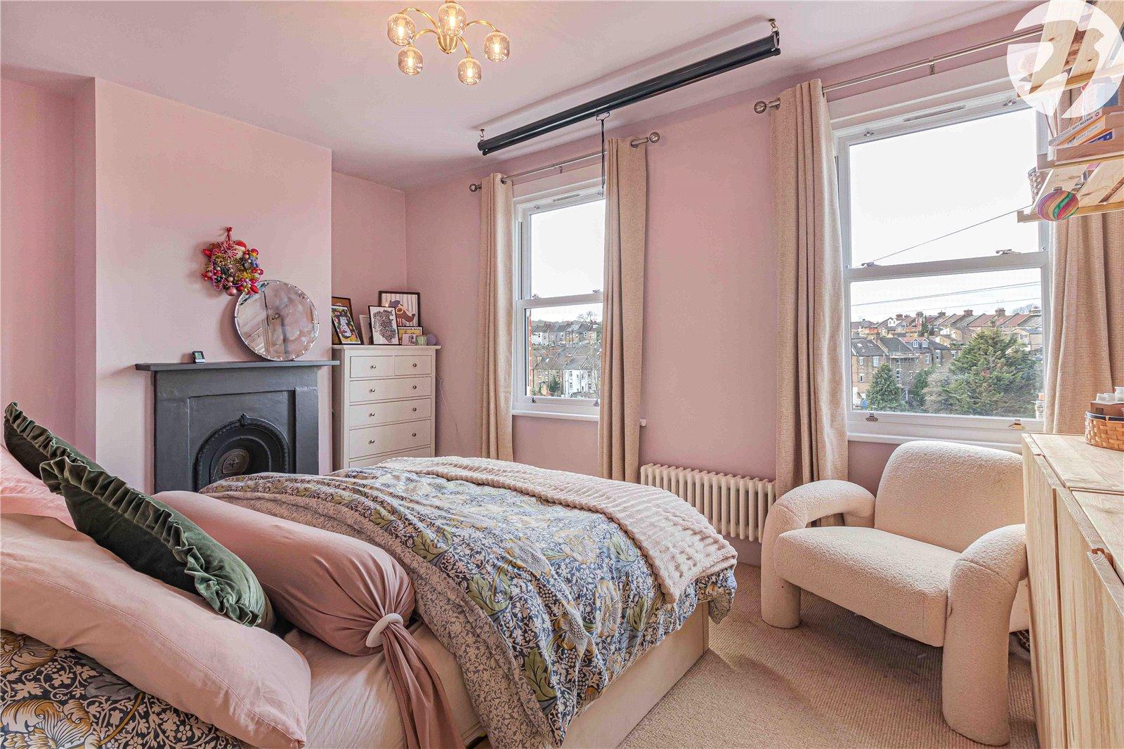 2 bedroom house for sale in Plumstead | Robinson Jackson