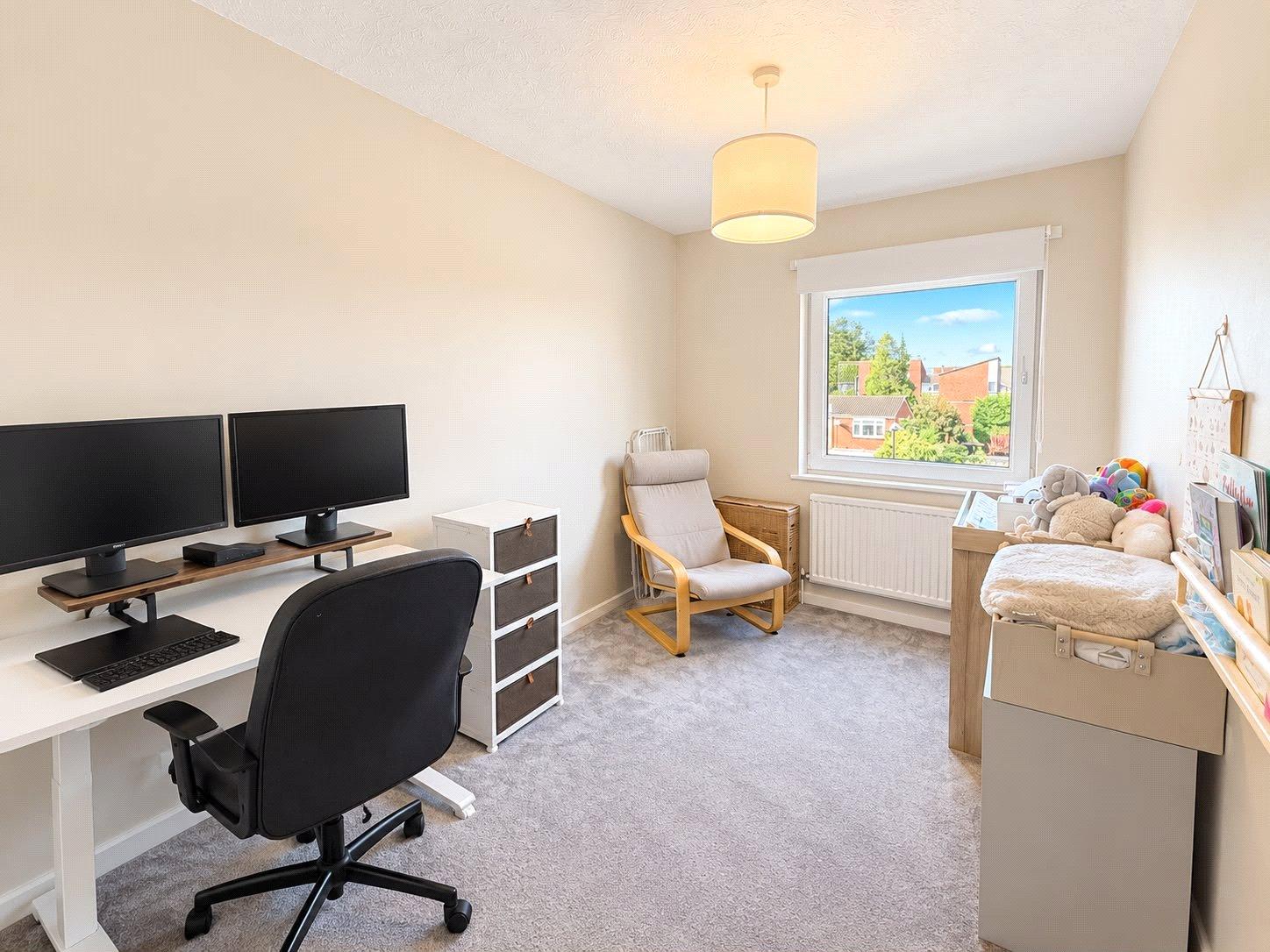 2 bedroom property for sale in London | Robinson Jackson