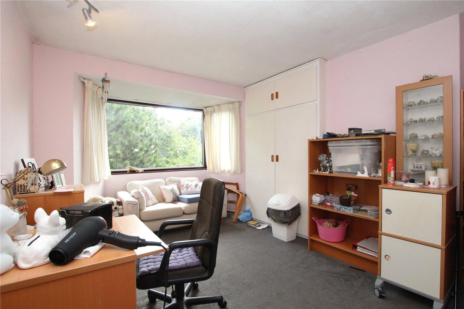 3 bedroom house for sale in London | Robinson Jackson