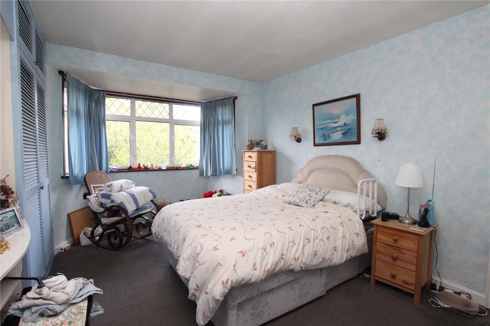 3 bedroom house for sale in London | Robinson Jackson